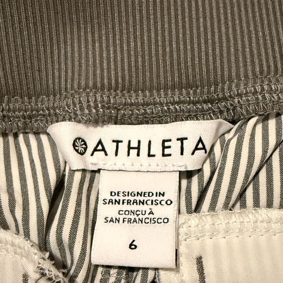 Athleta Brooklyn Textured Ankle Pant Size 6 vertical stripes white gray - Picture 13 of 14